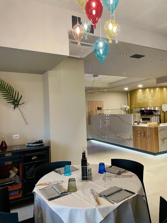 Hotel Rolly Riva Zewnętrze zdjęcie