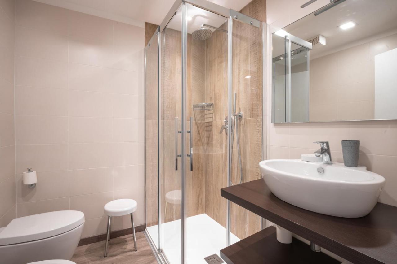 Hotel Rolly Riva Zewnętrze zdjęcie